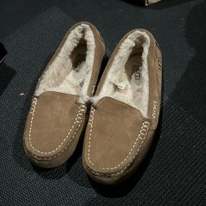Ugg slippers